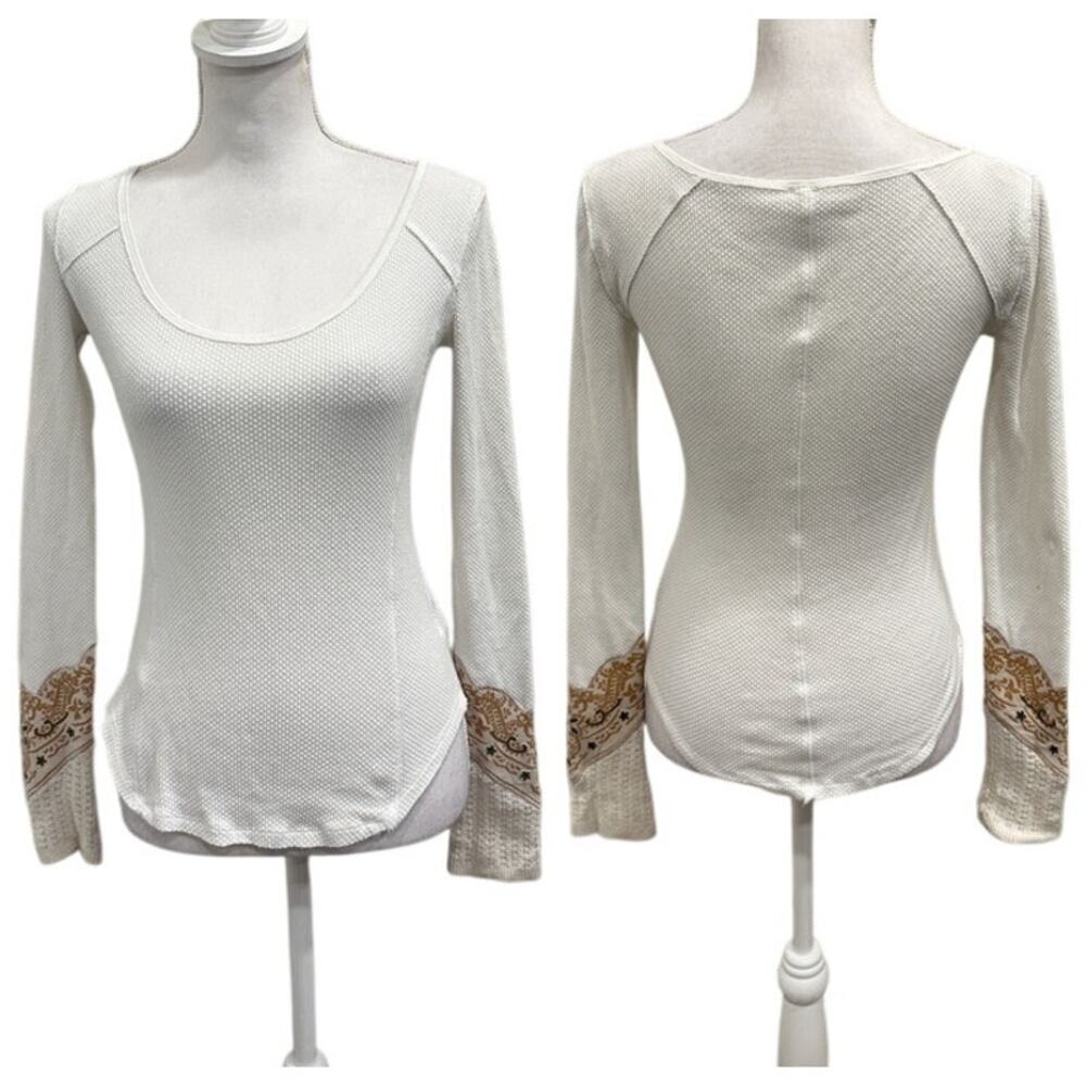 We the Free White Scoop Neck Waffle Knit Thermal Bandana Crochet Cuff Sz XS Boho
